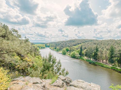 BAINS-SUR-OUST - Ile aux pies_ bauthamy madoline (10)