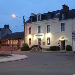 Hôtel de l'Espérance—©L'espérance Hôtel de l'Espérance
