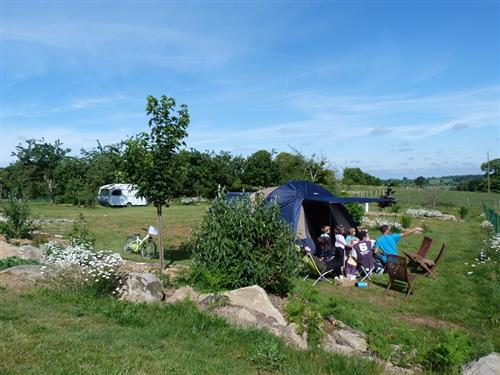 Camping Entre pierres et collines