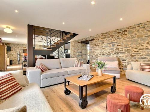 467683-0_56G650_86ee8ff74d7609bbcd475dbd56bba160