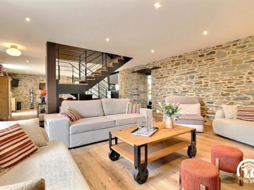 467683-0_56G650_86ee8ff74d7609bbcd475dbd56bba160