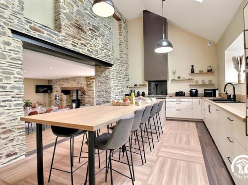 467683-2_56G650_dd8d743da1e287738f6977e55581c351