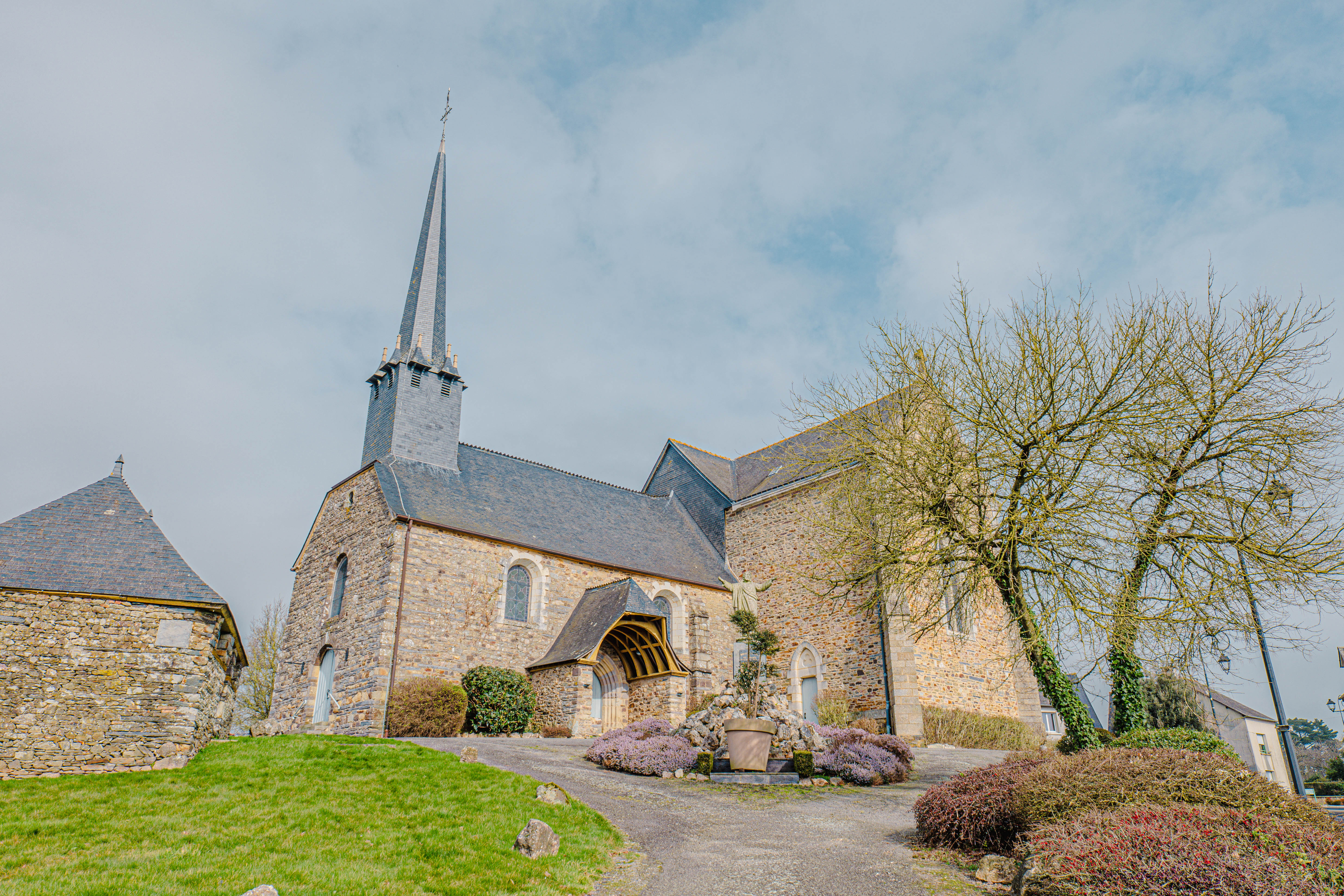 BRUC-SUR-AFF - Le bourg_Bauthamy Madoline (17) - Madoline Bauthamy