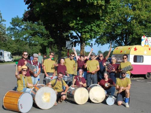 Batucada AMPR35—AMPR35 Batucada AMPR35