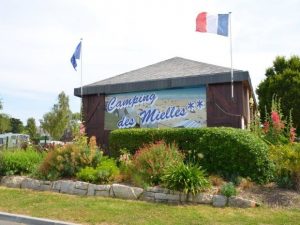 Aire - Camping Municipal Les Mielles