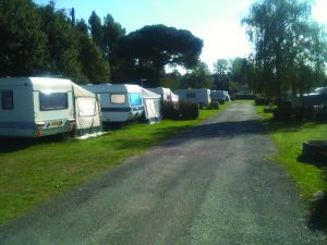 Camping-Les-Mielles-Lancieux-emplacements-caravanes