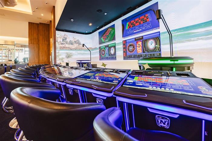 Casino 8 - 