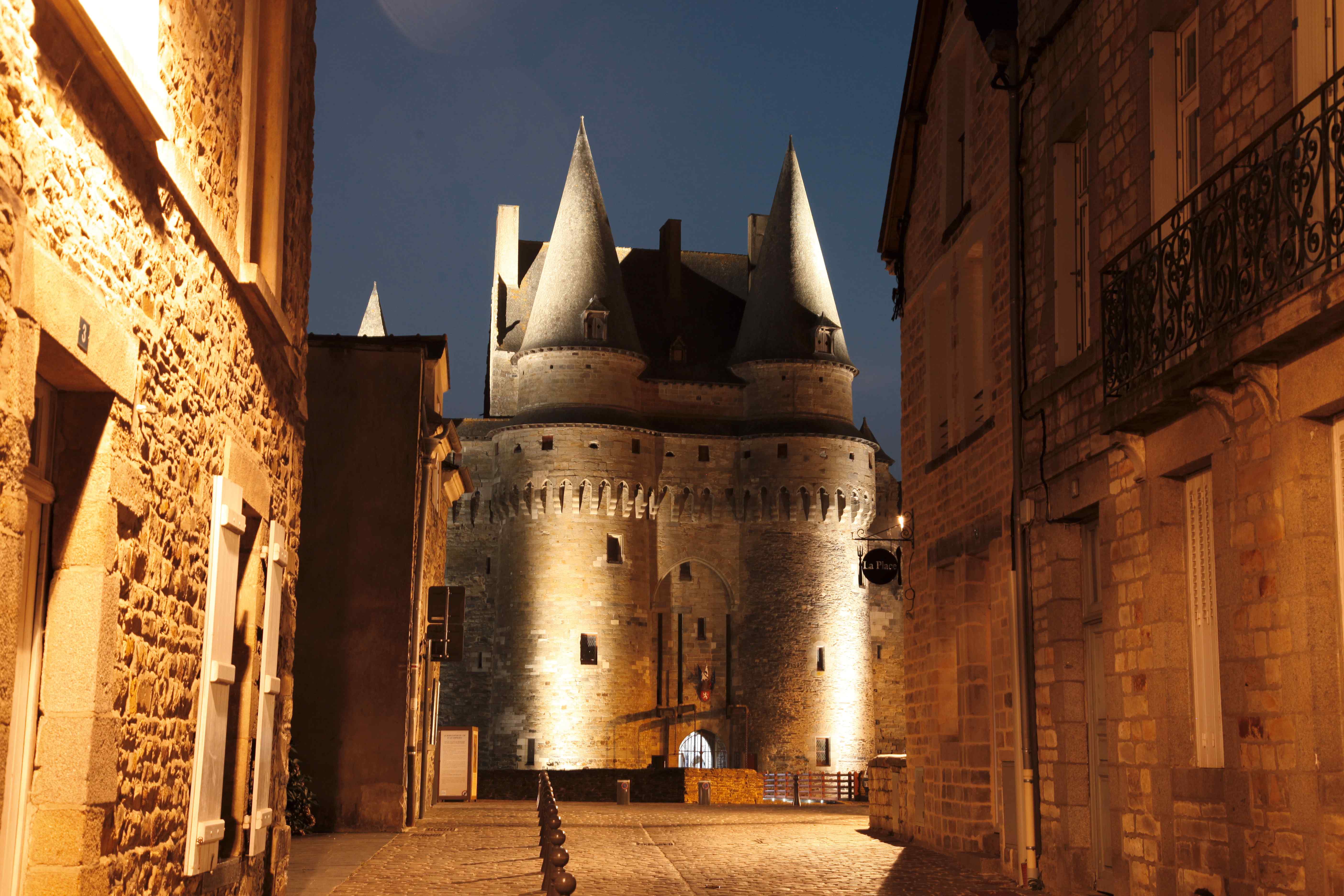 Château Vitré Nocturne Crédit ©Studio Maignan