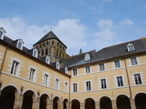 Abbaye et cloître St Sauveur - Redon