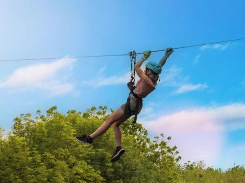 Escapades Verticales Tyrolienne