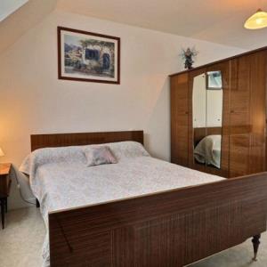 Gîte Nature et Contes_Maxent_Chambre Fées grand côté—© Gîtes de France Gîte Nature et Contes_Maxent_Chambre Fées grand côté