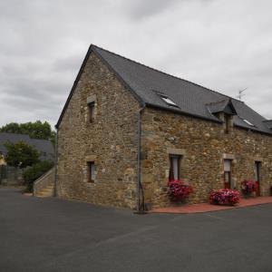 Logis du Tertre Belot - ST MALO—© Raux Eugène Logis du Tertre Belot - ST MALO