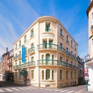 Comfort Hotel Dinard Balmoral—© Sz'PHOTOGRAPHIE Comfort Hotel Dinard Balmoral