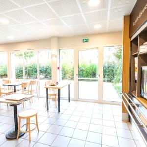 B&B Hôtel de Rennes Ouest—© Simon Bourcier B&B Hôtel de Rennes Ouest