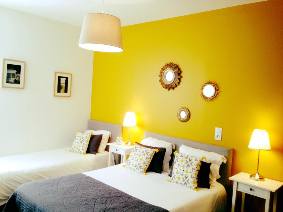 Hotel-Saint-Michel-Dinard-chambre-triple-jaune