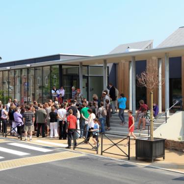 Maison du livre et du tourisme du Pays de Bécherel—2011-Charles CRIE Maison du livre et du tourisme du Pays de Bécherel