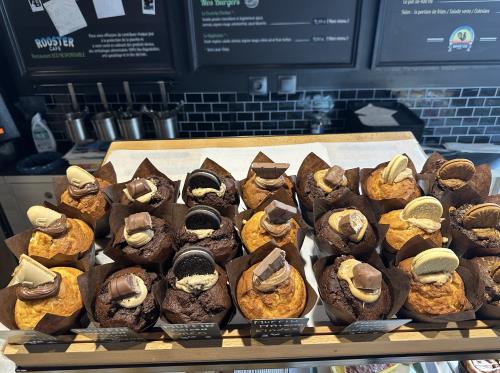 PHOTO-2026-ROOSTER CAFE (5)