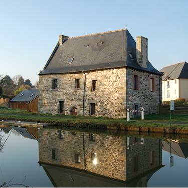 Canal - Tinténiac—A. Cocherie Canal - Tinténiac