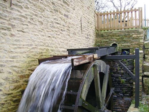 Roue du moulin à eau de la Vallée