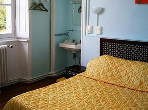 chambre n°4 (1 lit double)