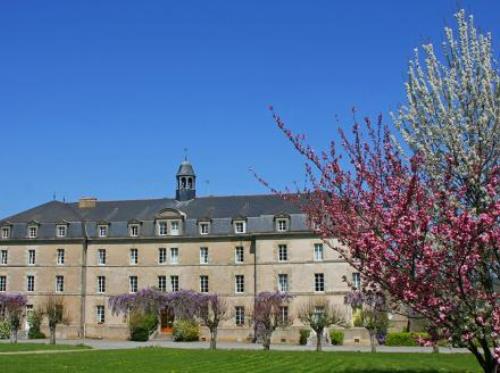 hebergement_Centre-La-Roche-du-Theil_Rennes_Ille-et-Vilaine_groupe_ressourcement_bien-etre_tourisme_spiritualite_1_560a5cbf881f5