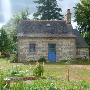 le-nid-dange-st-germain-en-cogles—Entre Pierres et Collines le-nid-dange-st-germain-en-cogles