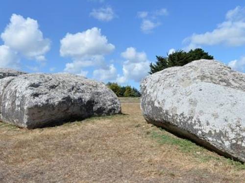 Site-des-megalithes-de-Locmariaquer-Morbihan-Bretagne-Sud