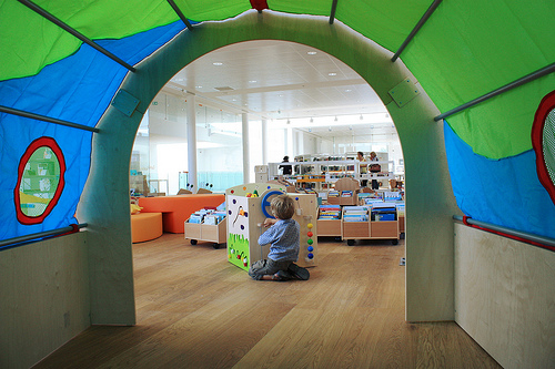 Médiathèque L'Ourse de Dinard - Espace enfants