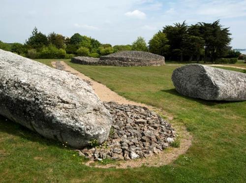 Site-des-megalithes-de-Locmariaquer-Morbihan-Bretagne-Sud