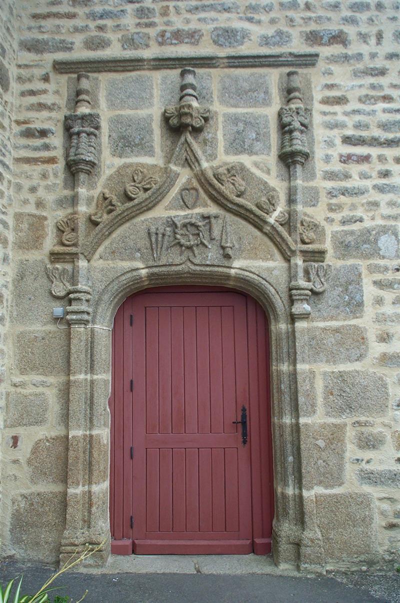 Portal de la iglesia