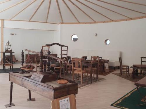 salle-3--salle-ronde,-jeux-de-rflexion,-stratgie-et-petiteenfance