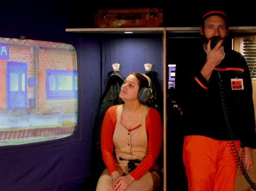 spectacle train train blues